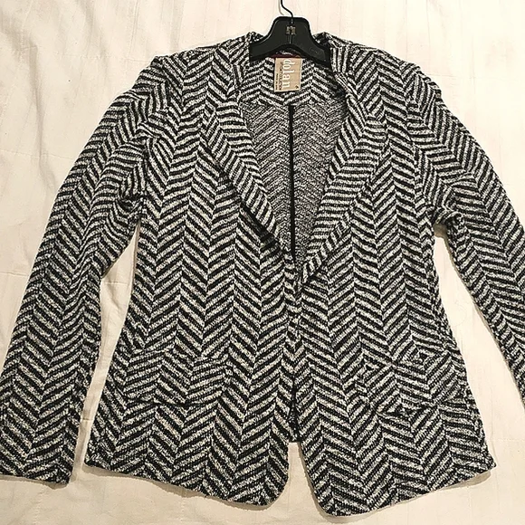 Dolan Herringbone "Chevron" Relaxed Fit Blazer Black and White Adorable … - Picture 2 of 10